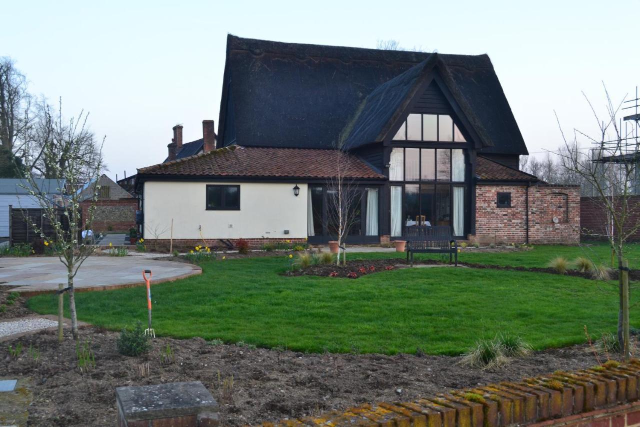 Wortwell Hall Barn Екстериор снимка